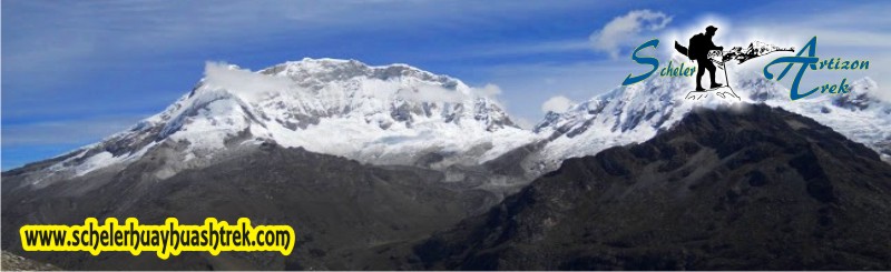 Vista del Nevado Huascarán y Chopicalqui desde el Paso Punta Olimpica